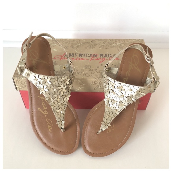 American Rag metallic gold sandals size 6 1/2 - HP - Picture 5 of 5